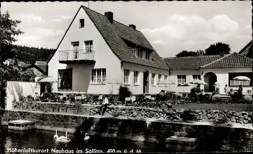 Ak Neuhaus im Solling Holzminden Niedersachsen, Pension am Wasser