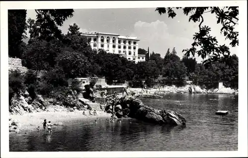 Foto Ak Lovran Laurana Kroatien, Uferpartie, Hotel