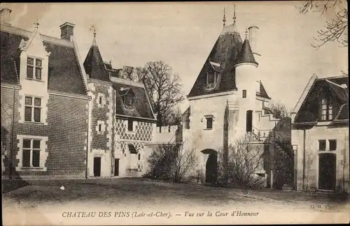 Ak Chateau des Pins Loir et Cher, Vue sur la Cour d´Honneur