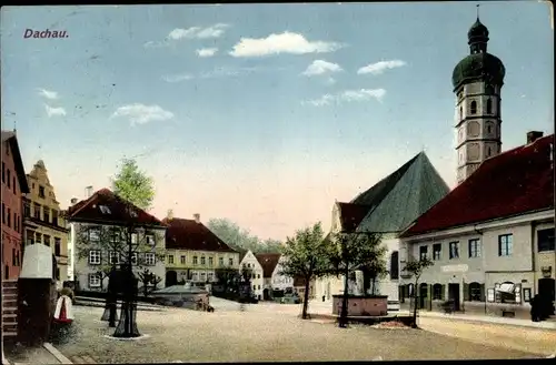 Ak Dachau in Oberbayern, Marktplatz, Kirche