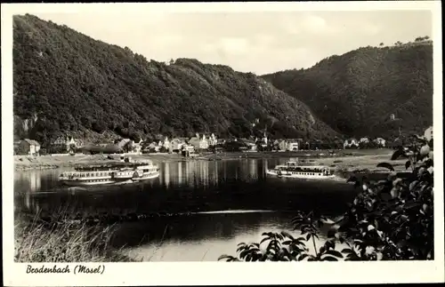 Ak Brodenbach an der Terrassenmosel, Dampferpartie, Ort