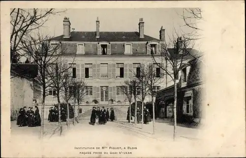 Ak Blois Loir et Cher, Institution de M. Piquot