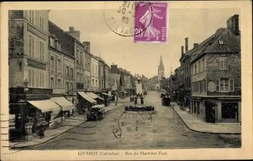 Ak Livarot Calvados, Rue du Marechal Foch