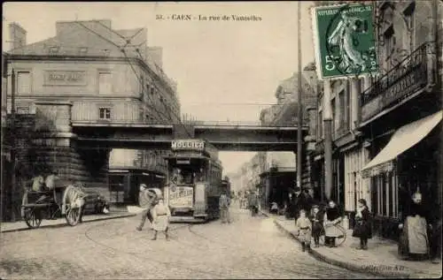 Ak Caen Calvados, Rue de Vaucelles, Tramway