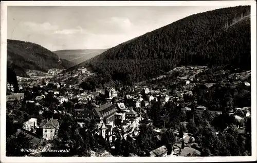 Ak Bad Wildbad im Schwarzwald, Gesamtansicht, Vogelschau