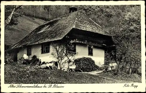 Ak Sankt Blasien im Schwarzwald, Altes Schwarzwaldhaus