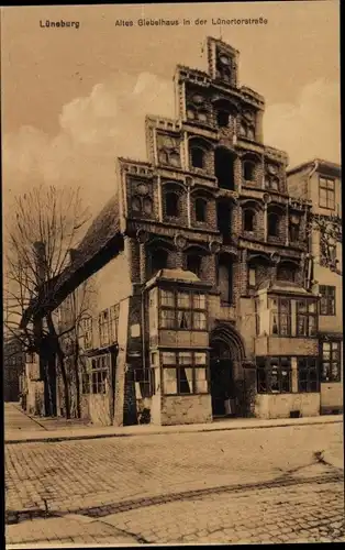 Ak Lüneburg in Niedersachsen, Altes Giebelhaus, Lünertorstraße