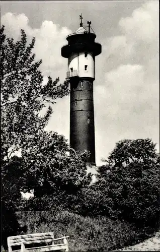 Ak Nordseeheilbad Wangerooge, Blick auf den Leuchtturm, Bäume, Bank