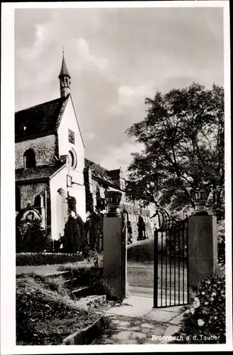 Ak Bronnbach Reicholzheim Wertheim im Main Tauber Kreis, Am Tor zur Klosterkirche