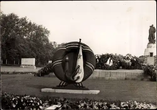 Ak Berlin Treptow, Ehrenmal