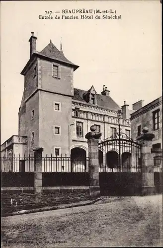 Ak Beaupréau Maine et Loire, Ancien Hotel du Sénéchal, Entrée