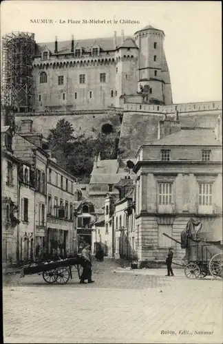 Ak Saumur Maine et Loire, La Place St. Michel, le Chateau