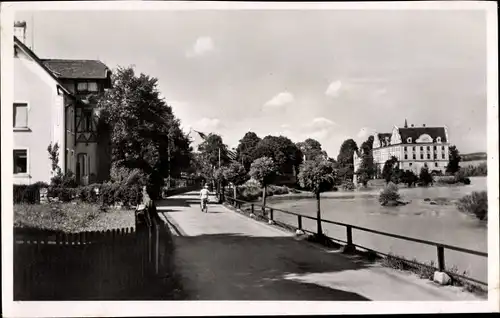 Ak Neuhaus am Inn in Niederbayern, Straßenpartie, Institut