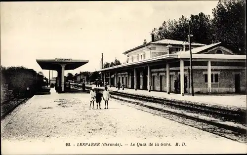 Ak Lesparre Medoc Gironde, Le Quai de la Gare, Bahnhof, Gleisseite