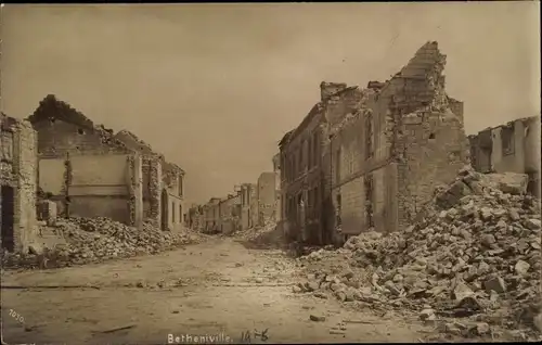 Foto Ak Betheniville Marne, Hausruinen, Kriegszerstörungen, I WK