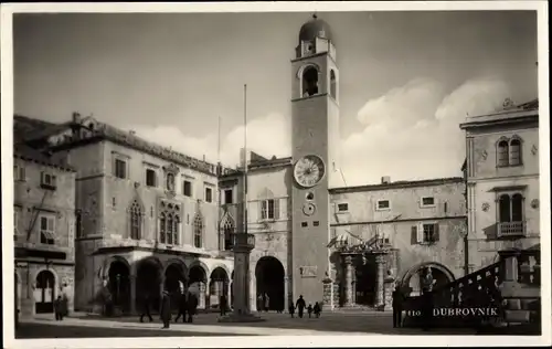 Ak Dubrovnik Kroatien, Platz, Arkaden, Gebäude