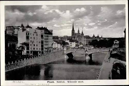 Ak Plzeň Pilsen Stadt, Nabrezi, Wilsonuv most