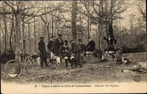 Ak Fontainebleau Seine et Marne, Chasse a courre en Foret de Fontainebleau, Dejeuneur des Piqueurs