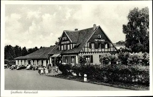 Ak Much Nordrhein Westfalen, Blick auf das Gasthaus Herrenteich, Autos