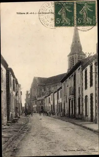 Ak Tillières Maine et Loire, La Grande Rue, Eglise