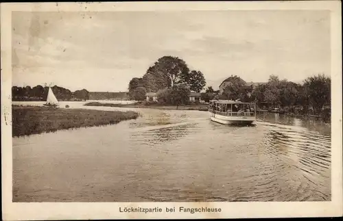 Ak Fangschleuse Grünheide in der Mark, Löcknitzpartie, Fahrgastschiff