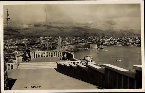 Foto Ak Split Kroatien, Blick auf den Ort