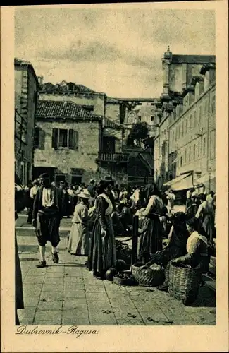 Ak Ragusa Dubrovnik Kroatien, Marktplatz, belebte Szene