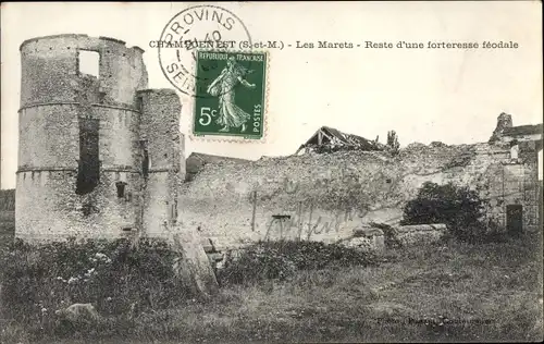 Ak Les Marets Seine et Marne, Reste d'une forteresse feodale