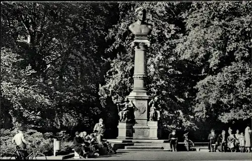 Ak Rendsburg in Schleswig Holstein, Denkmal Uwe Jens Lornsen