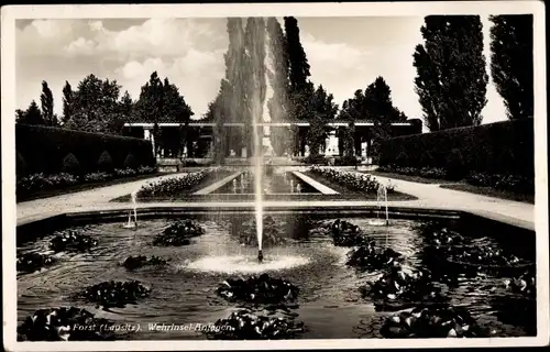 Ak Forst in der Niederlausitz, Wehrinsel Anlagen