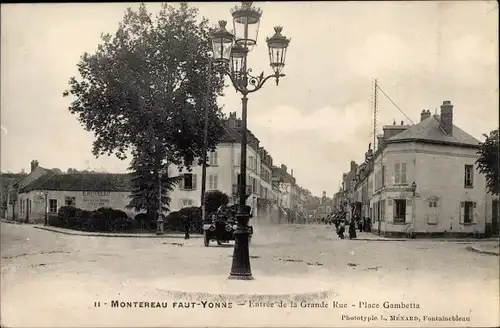 Ak Montereau Faut Yonne Seine et Marne, Entrée de la Grande Rue, Place Gambetta