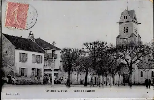 Ak Pontault Seine et Marne, Place de l'Eglise