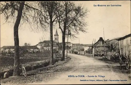 Ak Ménil la Tour Lothringen Meurthe et Moselle, Entree du Village