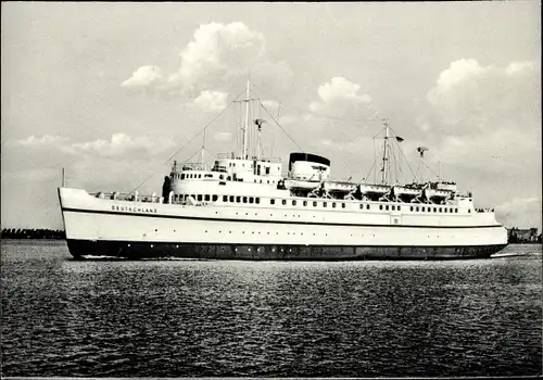 Ak Fährschiff Deutschland in Fahrt, Ansicht Backbord
