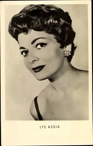 Ak Sängerin Lys Assia, Portrait