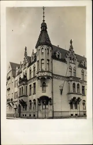 Foto Ak Kassel in Hessen, Eckgebäude, Dachgiebel, Erker