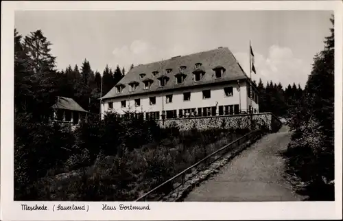 Ak Meschede im Hochsauerlandkreis, Haus Dortmund, Zugangsweg, Terrasse