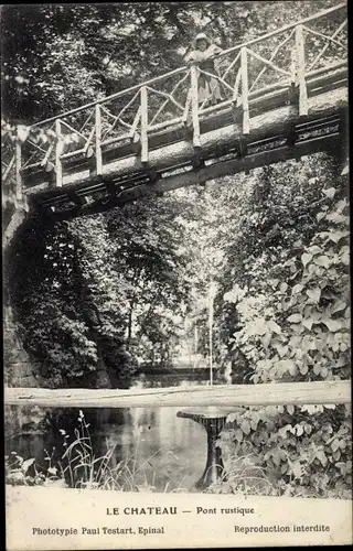 Ak Épinal Lothringen Vosges, Le Chateau, Pont rustique