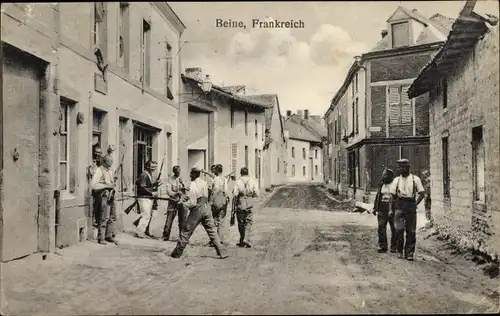 Ak Beine Yonne, Straßenpartie, deutsche Soldaten, 1. WK