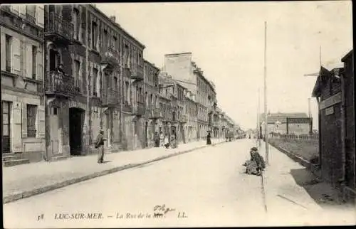 Ak Luc sur Mer Calvados, Rue de la Mer