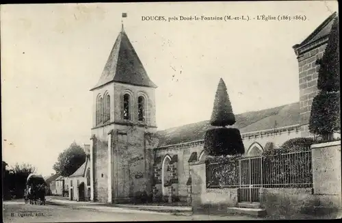 Ak Douces Doue la Fontaine Maine et Loire, L'Eglise