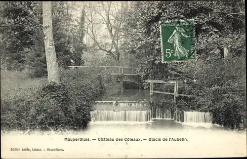 Ak Mauperthuis Seine et Marne, Chateau des Coteaux, Glacis de l'Aubetin