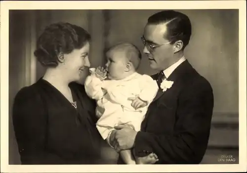 Ak Prinzessin Juliana der Niederlande, Prinz Bernhard, Prinzessin Beatrix, 1938