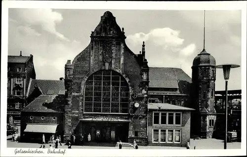 Ak Gelsenkirchen im Ruhrgebiet, Bahnhof, Front