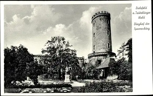 Ak Bielefeld in Nordrhein Westfalen, Burghof, Sparrenburg