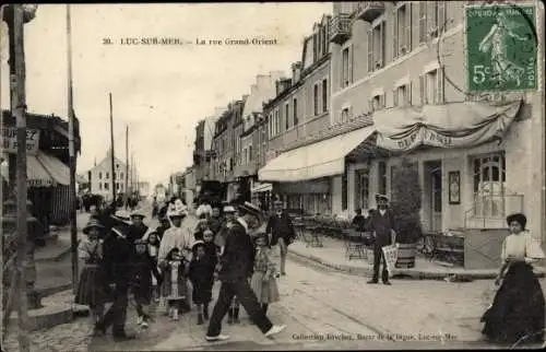 Ak Luc sur Mer Calvados, La Rue Grand Orient