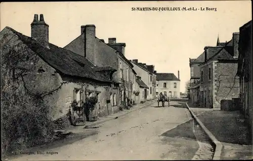 Ak Saint Martin du Fouilloux Maine et Loire, Le Bourg