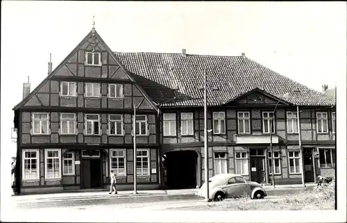 Foto Ak Deutschland, Gebäude, Geschäft, Auto