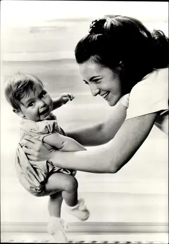 Ak Prinzessin Margriet der Niederlande mit Sohn Prinz Maurits