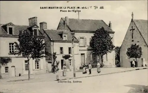 Ak Saint Martin de la Place Maine et Loire, Place de L'Eglise